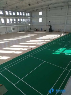體育運(yùn)動(dòng)木地板施工程序