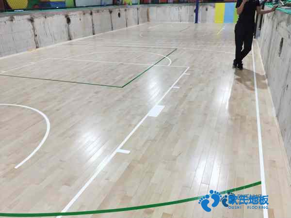學(xué)?；@球館地板木紋型
