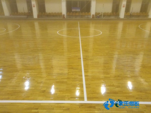 學(xué)校籃球運(yùn)動木地板施工流程